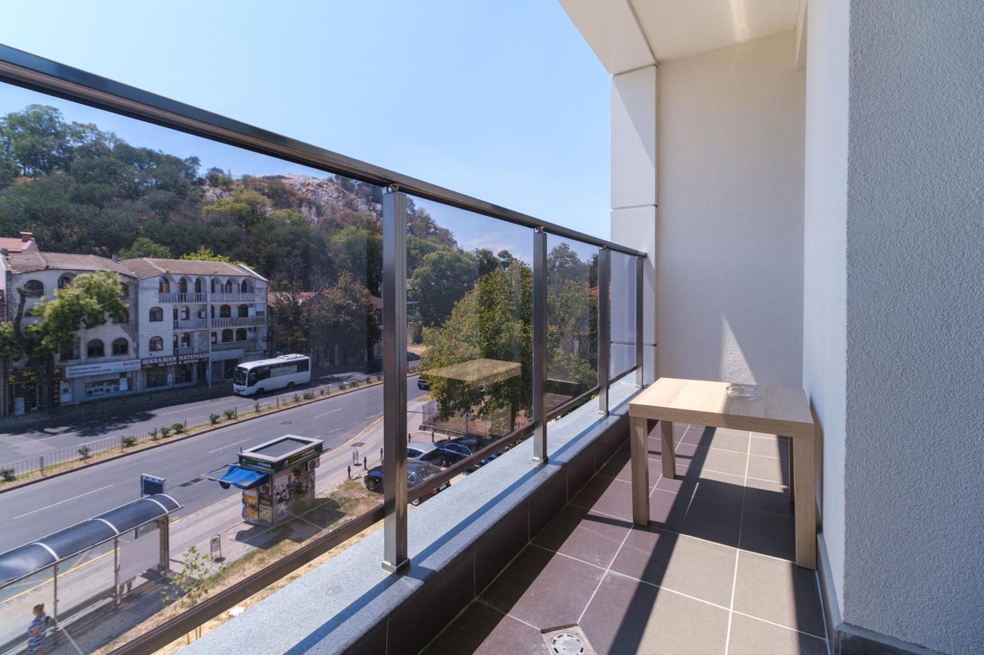 Modern 1-Bedroom Apartment With Free Parking Пловдив Экстерьер фото