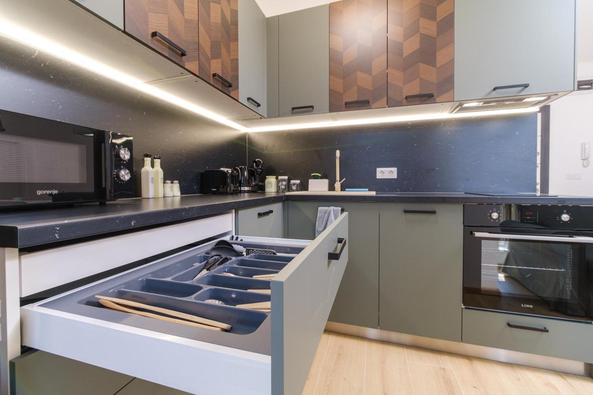 Modern 1-Bedroom Apartment With Free Parking Пловдив Экстерьер фото