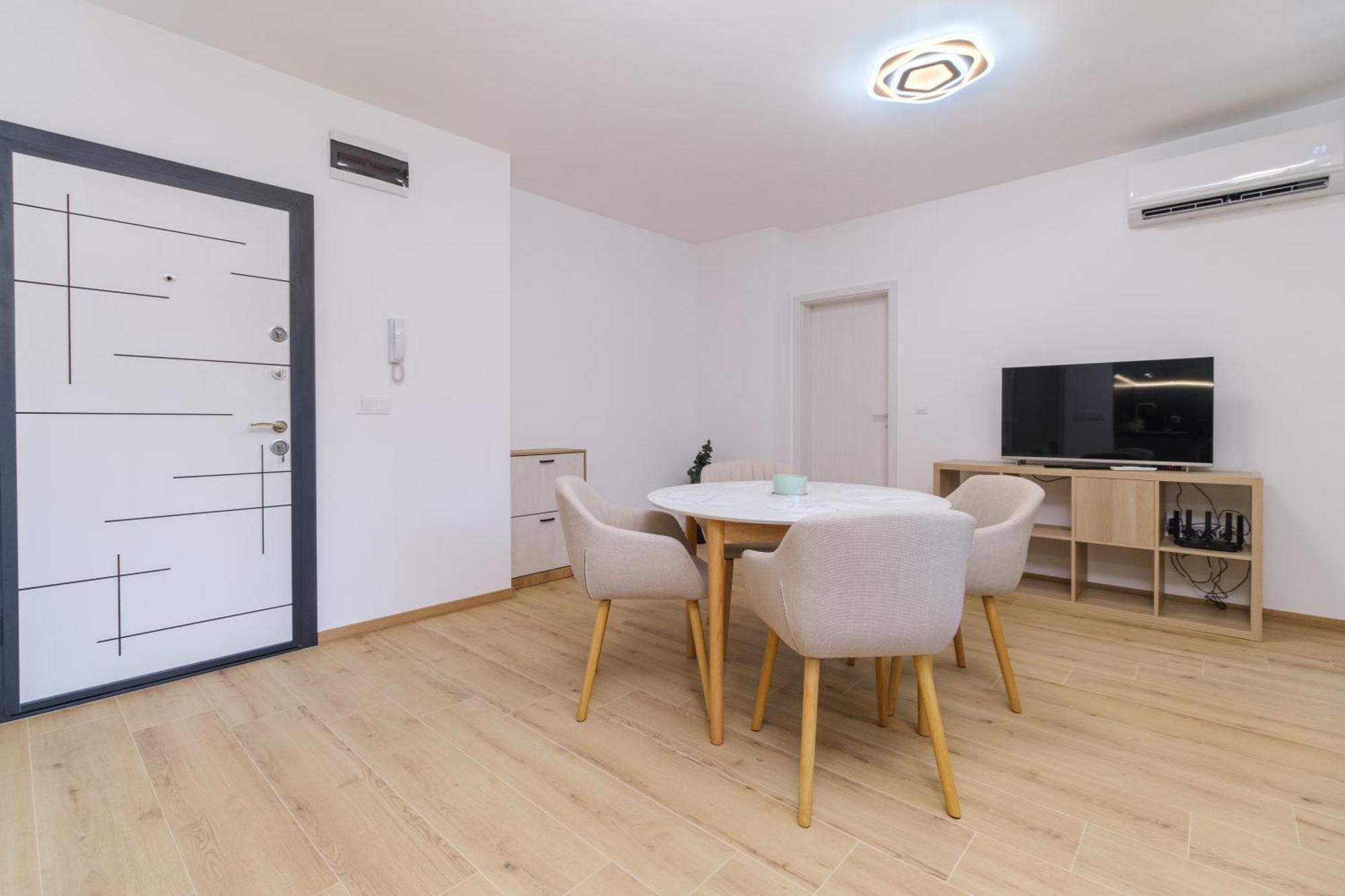 Modern 1-Bedroom Apartment With Free Parking Пловдив Экстерьер фото